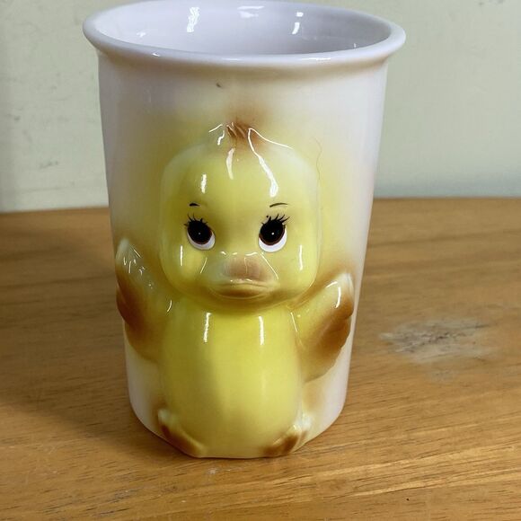 Vintage Anthropomorphic Kitschy 3-D Yellow Duck Duckling Vase Planter Cup - Picture 1 of 8